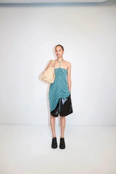 Look 3